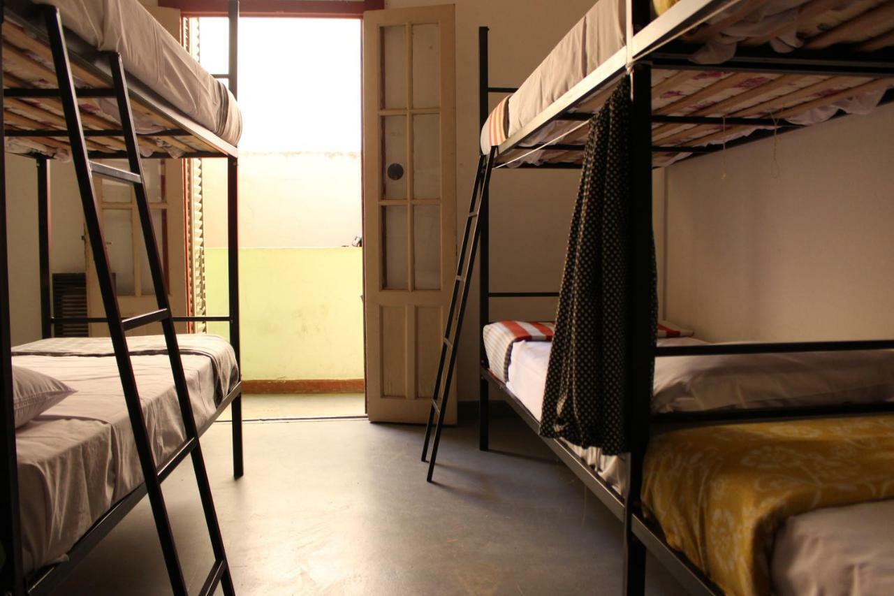 Casa Artigas Hostel Córdoba Exteriör bild